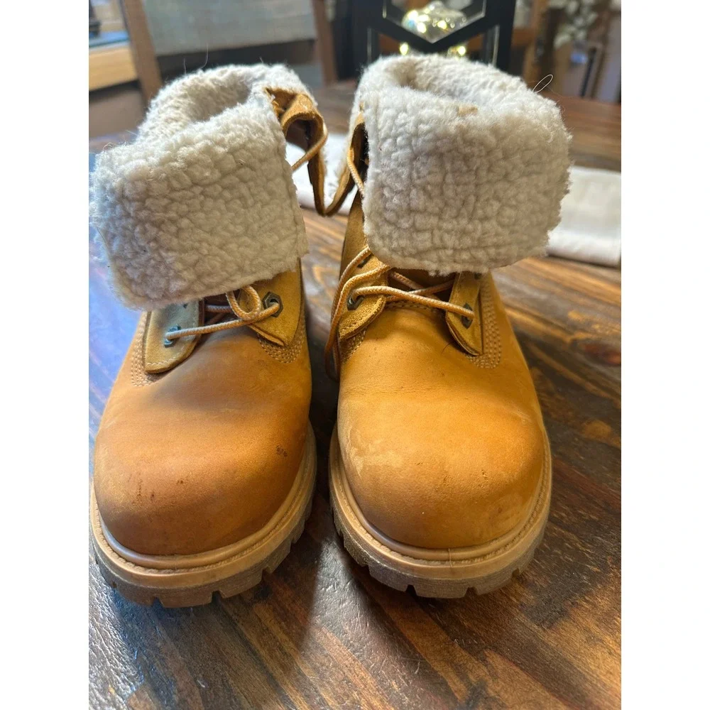 Timberland Womens 8329R Wheat Waterproof Teddy Fleece Fold Down Boots Size 7M